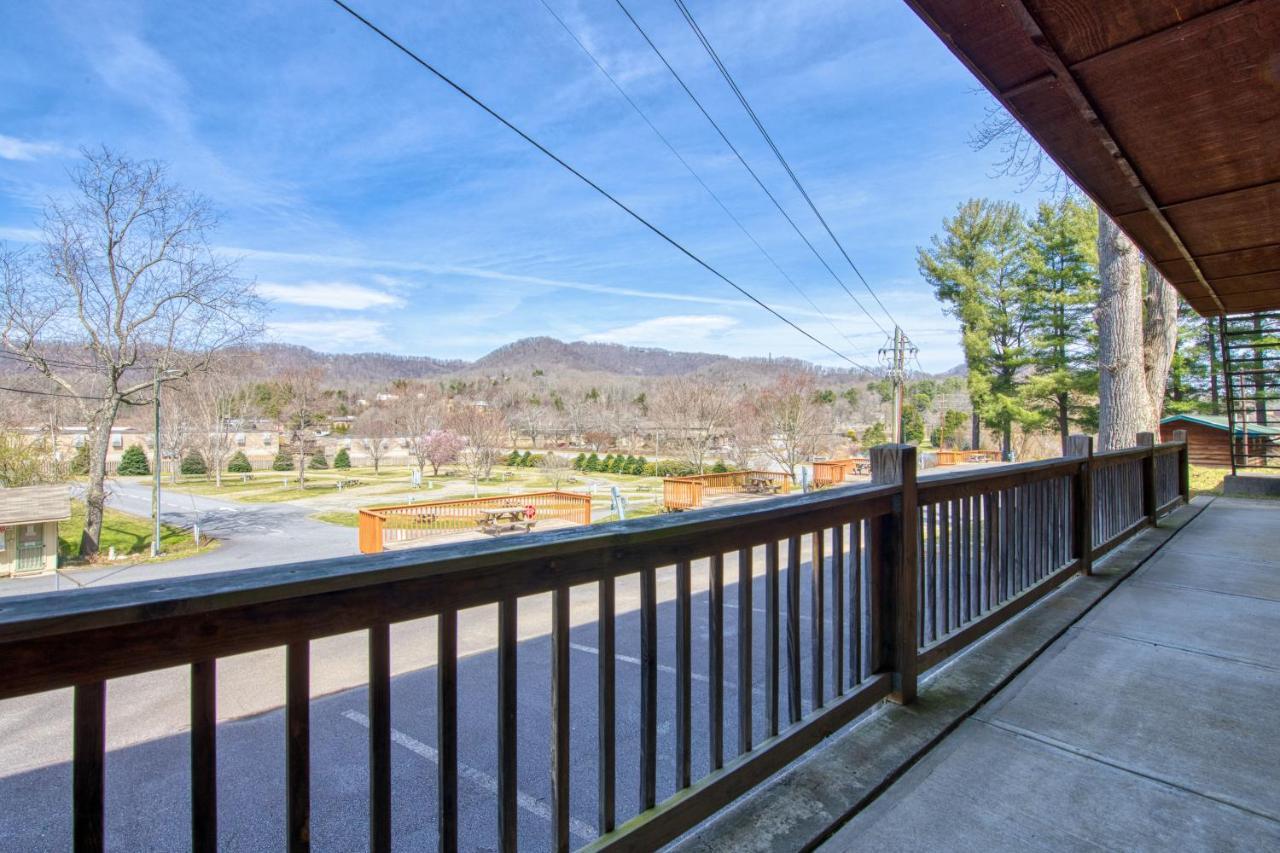 Campground Apts Lake Junaluska Exterior foto